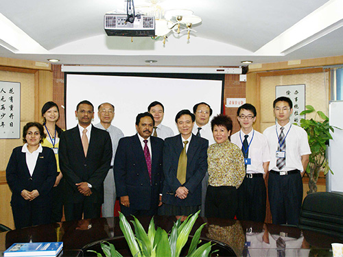 Malaysian Ambassador to Hong Kong visited the company for inspection and exchange