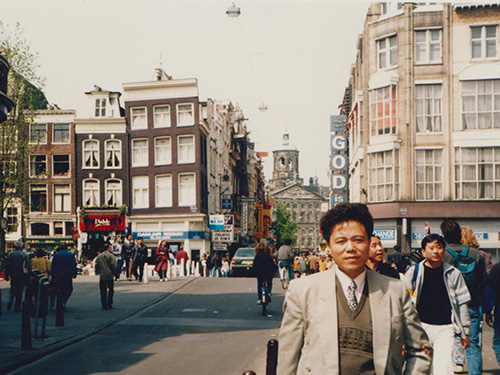 President Gui visited Canada in 1987